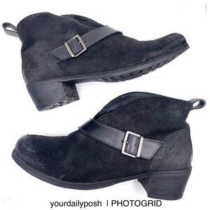 UGG black suede Wright belted ankle boots US women’s size 9.5